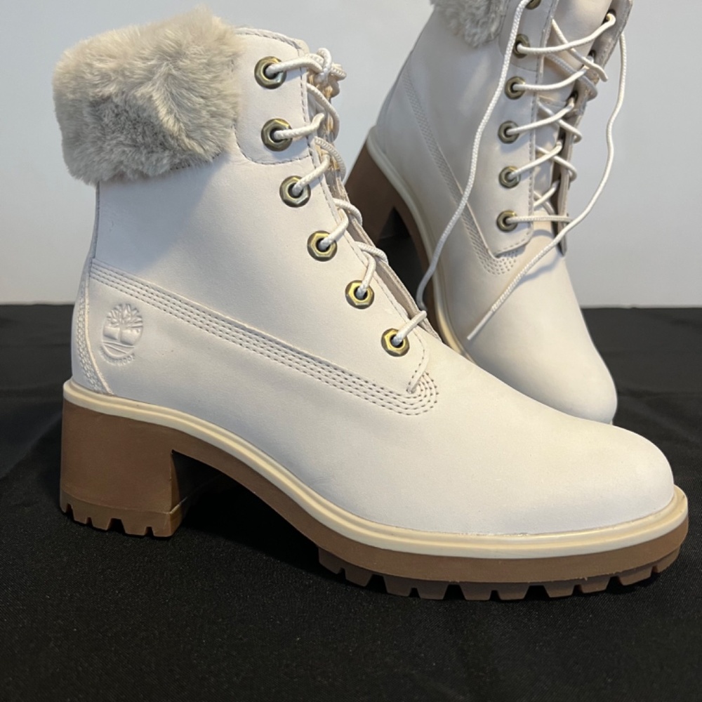 Brand new Women’s Timberland Boots 8.5